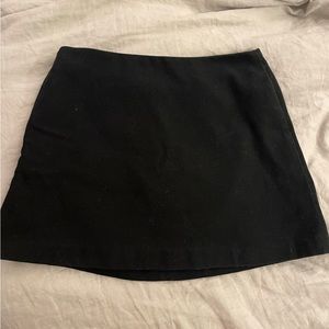 UNIQLO Black Mini Skirt Size 12